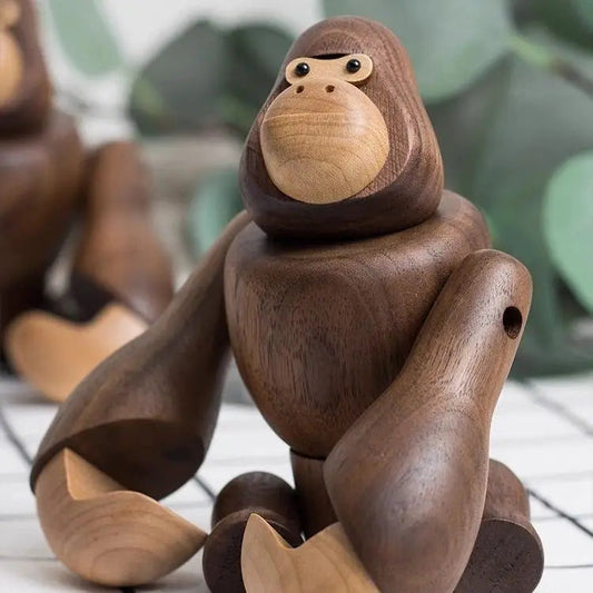 Wooden Nordic Gorilla Figurine Decor - King Kong Hanging Monkey Ornament for Living Room Office and Creative Home Styling