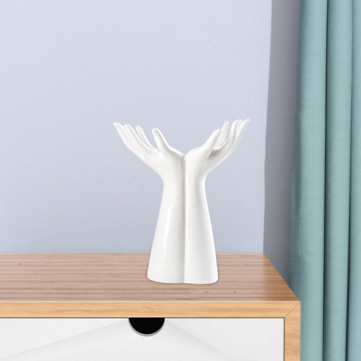 Nordic Ceramic Hand Vase – Creative Modern Flower Holder for Living Room, Office & Minimalist Home Décor Statement Piece