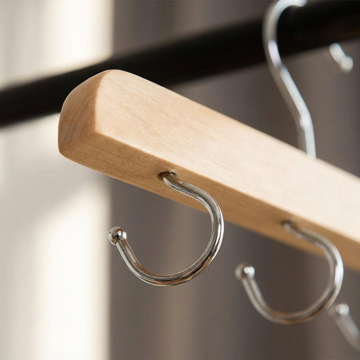 Wooden Tie and Belt Hanger - Closet Bar with 14 or 20 Hooks for Ties, Belts and Scarves