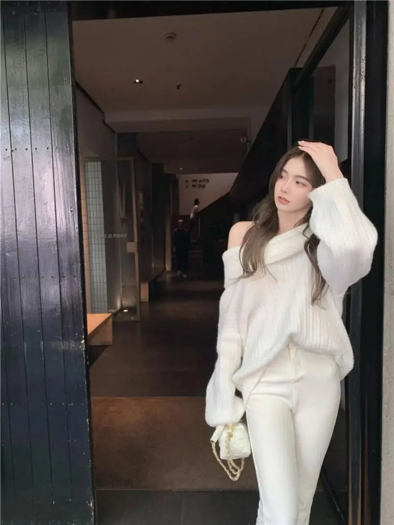 Off-Shoulder Knitted Sweater – Elegant Loose Pullover for Autumn/Winter Chic & Cozy Fashion
