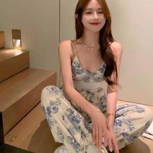 Women’s Floral Print Two-Piece Outfit Set – V-Neck Spaghetti Strap Camisole with Drawstring Elastic Waist Pants for Summer Style