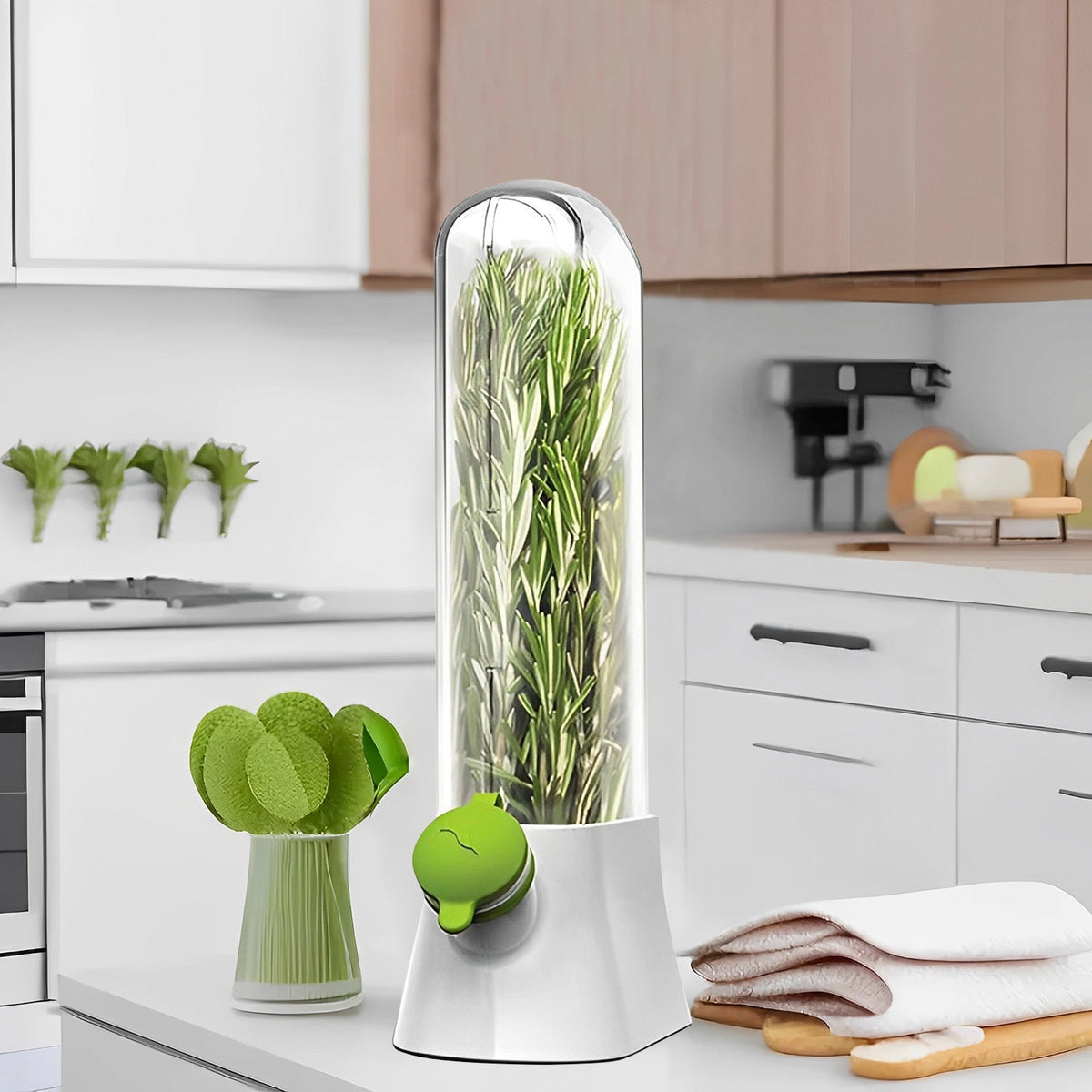 Herb Saver Container for Refrigerator – Fresh Herb Keeper Pod for Cilantro, Parsley and Vegetable Storage Kitchen Tool