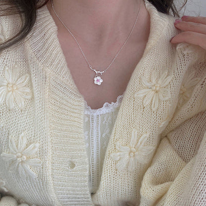 Golden Gothic Blade Star Trio Necklace Design– Exquisite Stainless Steel Statement Jewelry for Women’s Party & Birthday Elegance