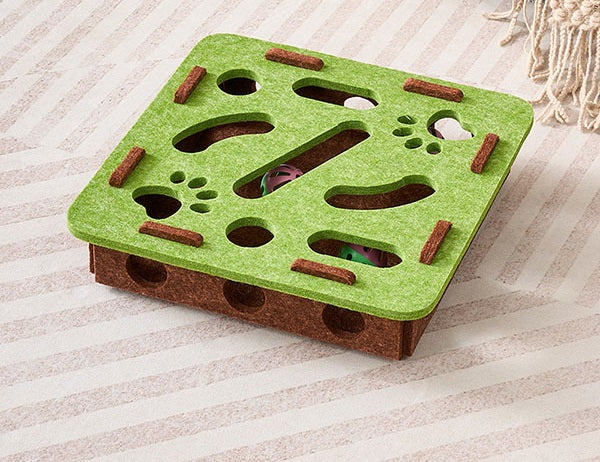Interactive Cat Puzzle Maze Felt Box Toy – Bell Ball Hunting Game for Kittens Mental Stimulation Indoor Play Cat Supplies Set.